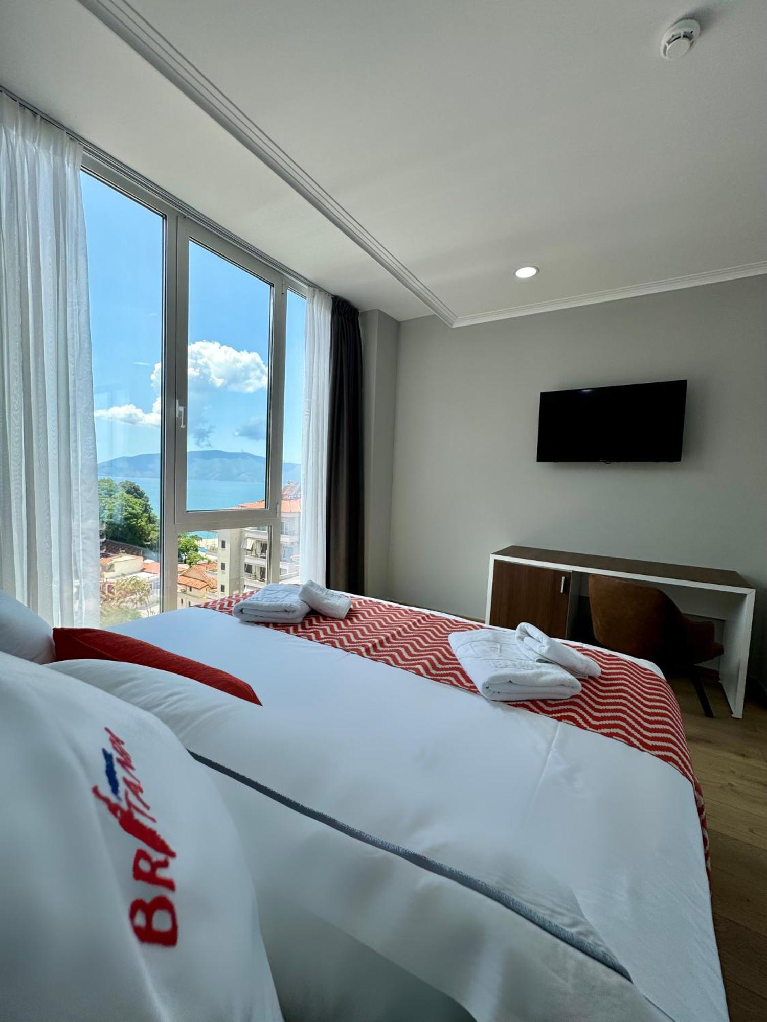 Hotel Britania Vlore Luaran gambar