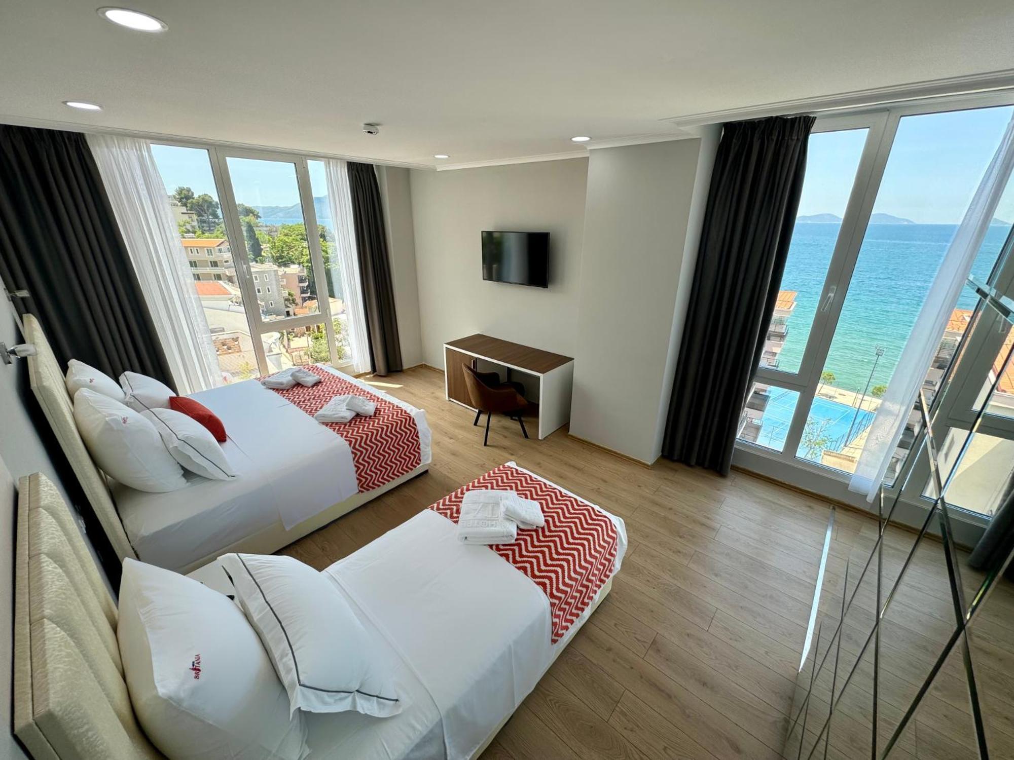 Hotel Britania Vlore Luaran gambar