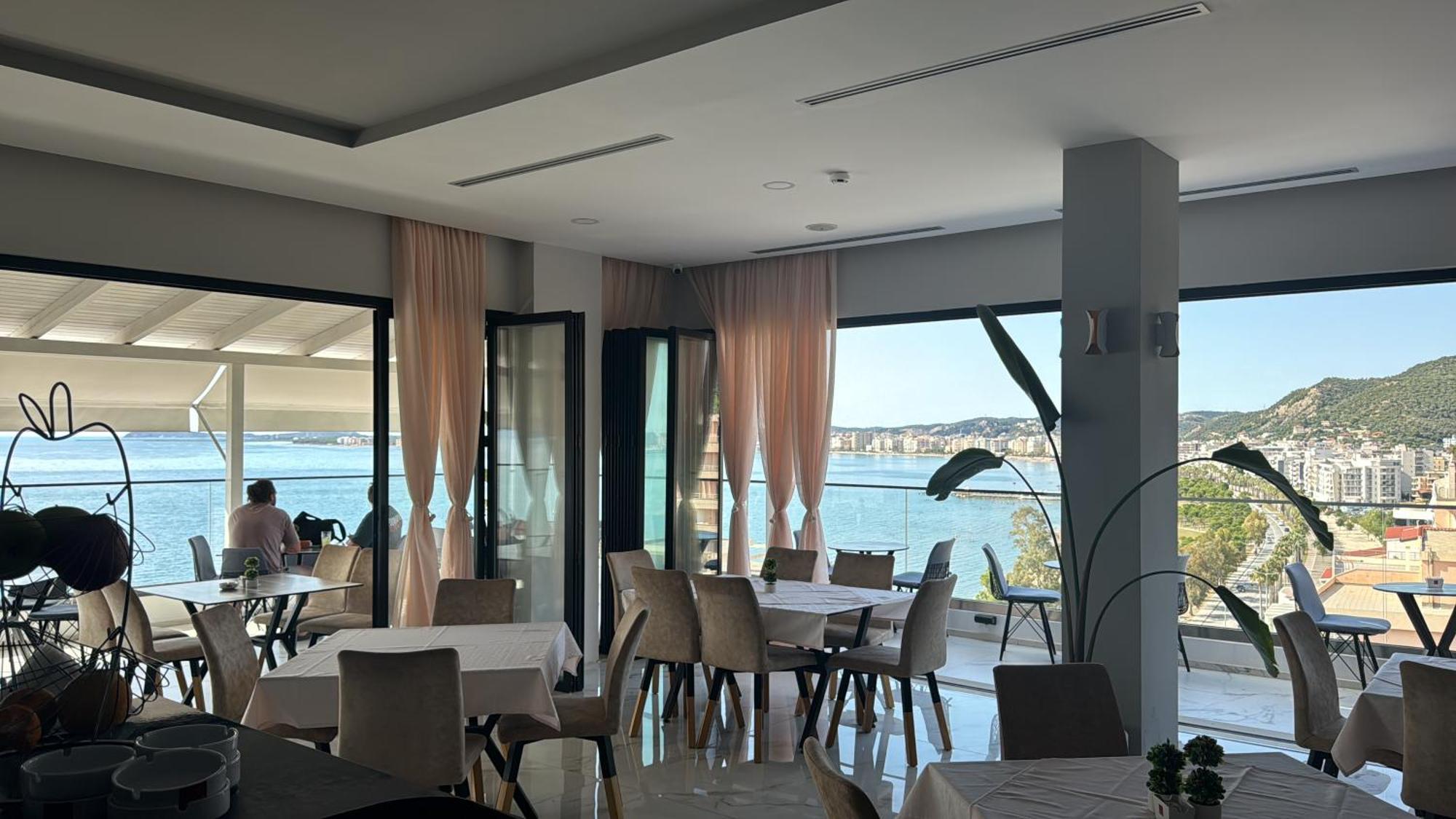 Hotel Britania Vlore Luaran gambar