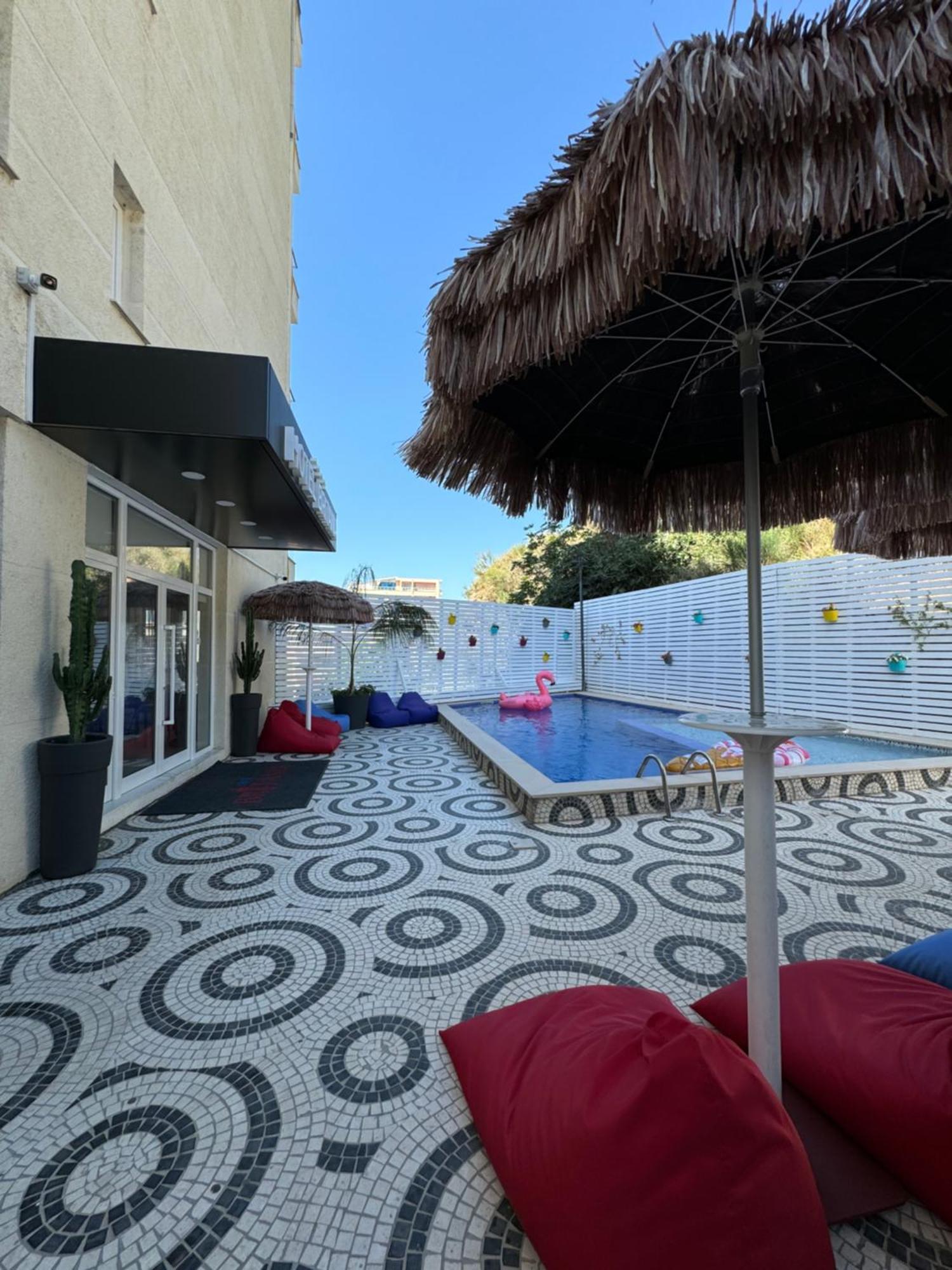 Hotel Britania Vlore Luaran gambar