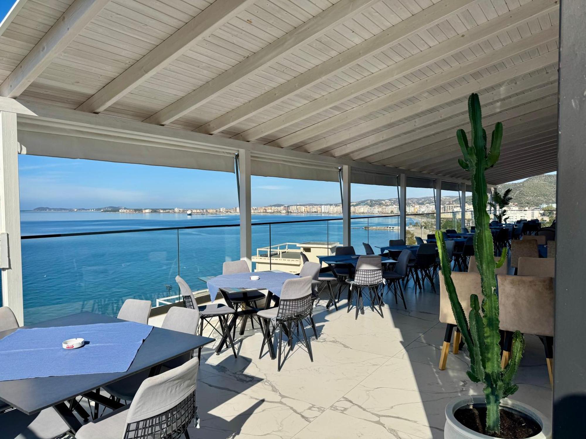 Hotel Britania Vlore Luaran gambar